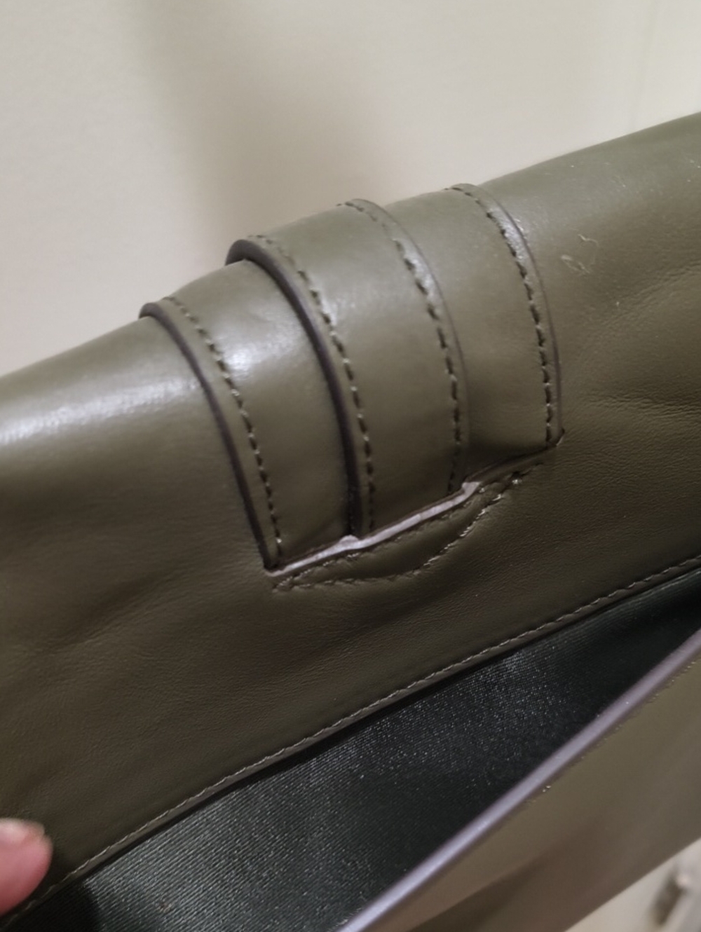 Banana Republic Leather Shoulder Bag NWoT - Picture 7 of 9
